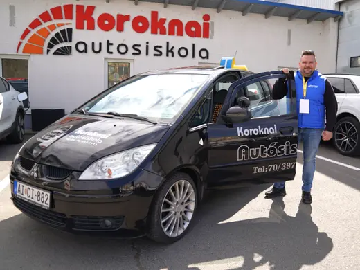 Mitsubishi Colt oktatójármű
