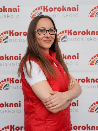 Siroki Edina, ügyfélszolgálati munkatárs