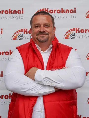 Szűcs László, szakoktató