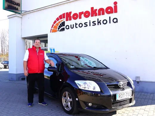 Toyota Auris oktatójármű