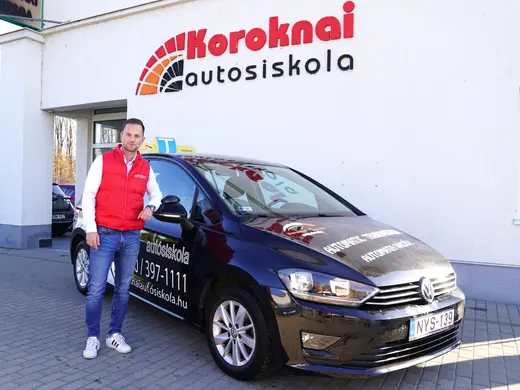 Volkswagen Golf (automatic) oktatójármű